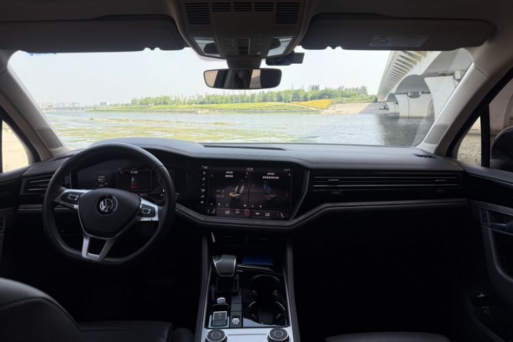 Used Volkswagen Touareg 2019 3.0 TSI RuiFeng Edition China VI Standard Interior 6