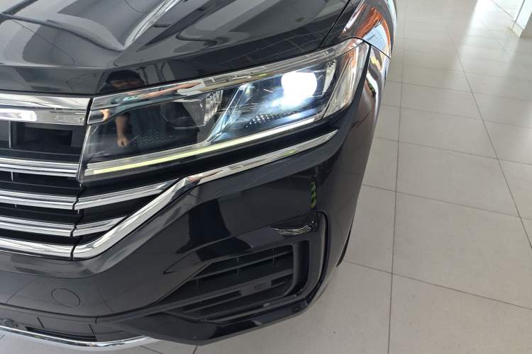 Used Volkswagen Touareg 2019 3.0 TSI RuiFeng Edition China VI Standard Left Front Headlight
