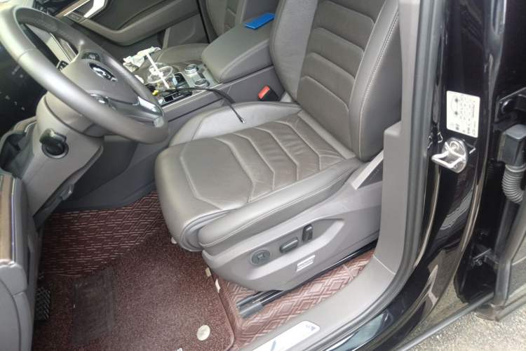 Used Volkswagen Touareg 2019 3.0 TSI RuiFeng Edition China V Standard Left Front Seat
