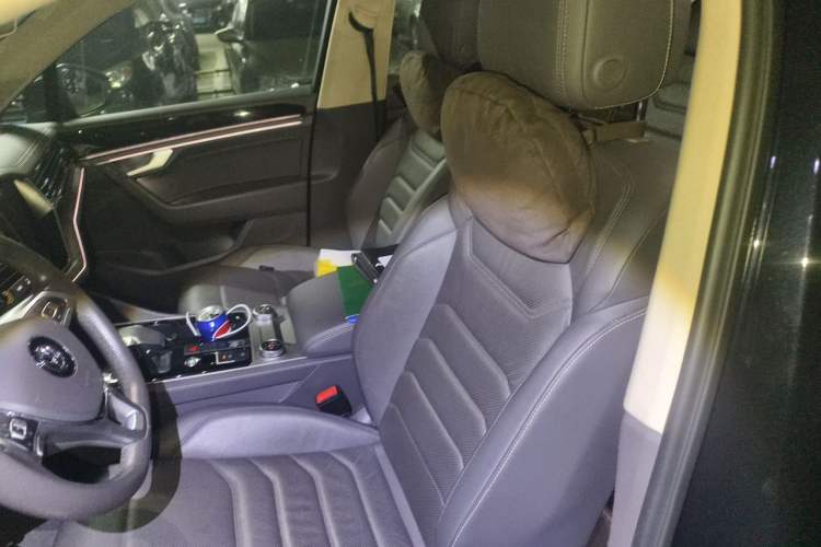 Used Volkswagen Touareg 2019 3.0 TSI RuiFeng Edition China VI Standard Left Front Seat