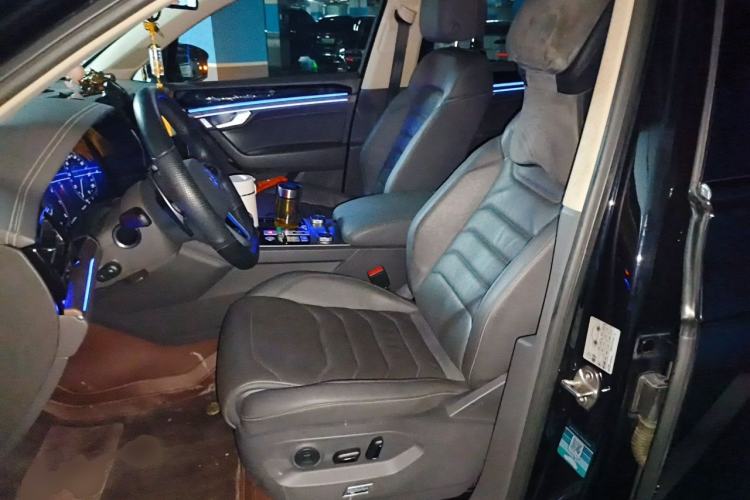 Used Volkswagen Touareg 2019 2.0TSI Ruiyi Edition China VI Standard Left Front Seat