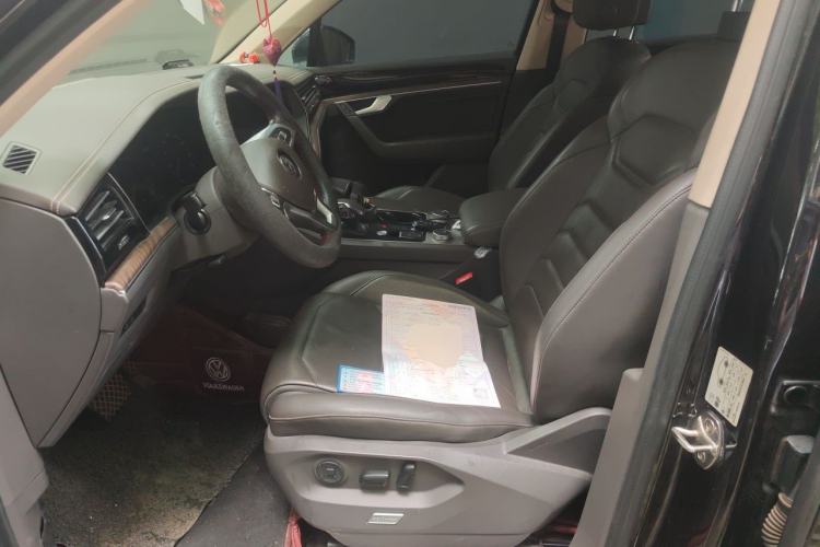 Used Volkswagen Touareg 2019 3.0 TSI RuiFeng Edition China V Standard Left Front Seat