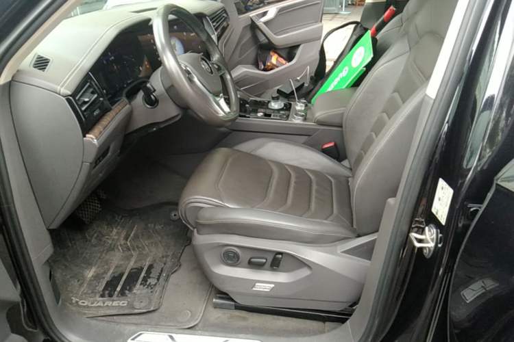 Used Volkswagen Touareg 2019 3.0 TSI RuiFeng Edition China V Standard Left Front Seat
