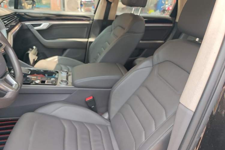 Used Volkswagen Touareg 2019 3.0 TSI RuiFeng Edition China VI Standard Left Front Seat