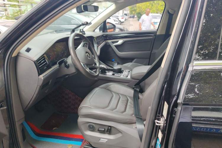 Used Volkswagen Touareg 2019 3.0 TSI RuiFeng Edition China V Standard Left Front Seat