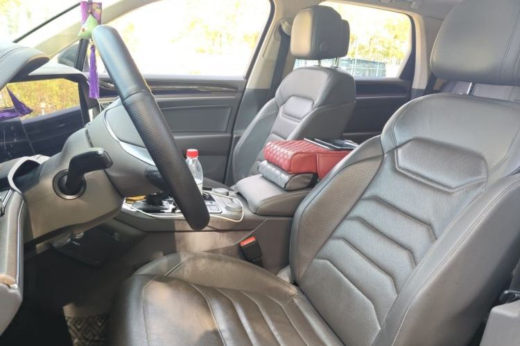 Used Volkswagen Touareg 2019 2.0 TSI Ruiyi Edition China V Standard Left Front Seat