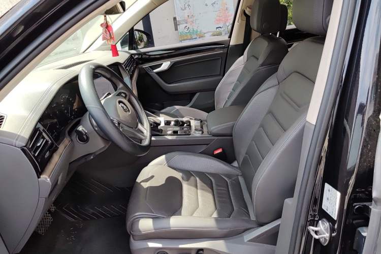 Used Volkswagen Touareg 2019 2.0TSI Ruiyi Edition China VI Standard Left Front Seat