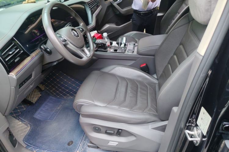 Used Volkswagen Touareg 2019 2.0TSI Ruiyi Edition China VI Standard Left Front Seat