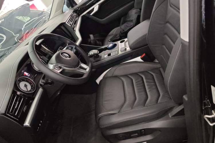 Used Volkswagen Touareg 2019 2.0 TSI Flagship Edition China VI Left Front Seat