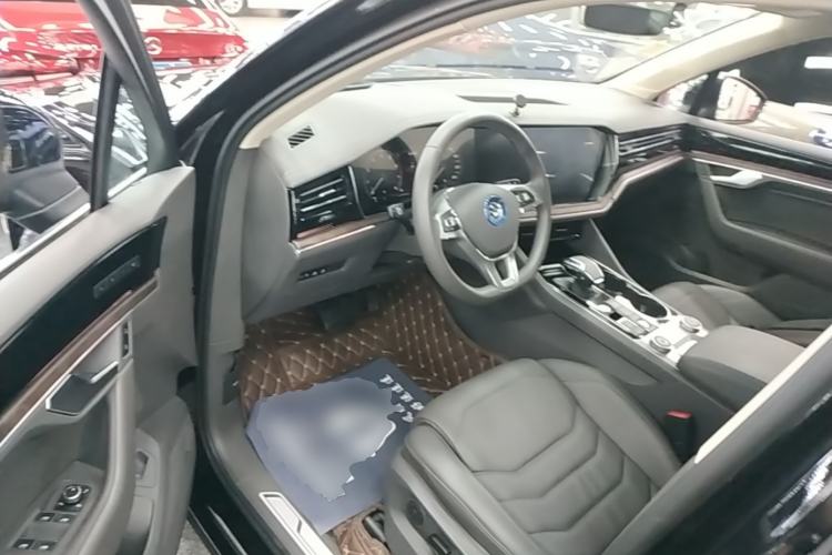 Used Volkswagen Touareg 2019 3.0 TSI RuiFeng Edition China VI Standard Left Front Seat