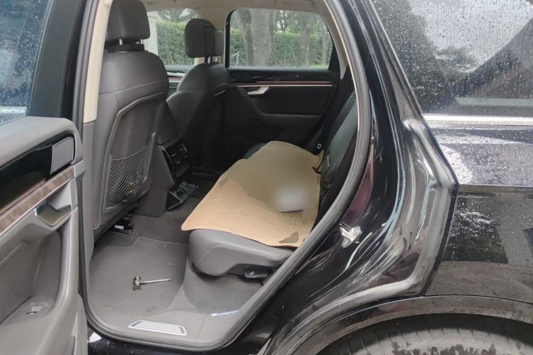 Used Volkswagen Touareg 2019 3.0 TSI RuiFeng Edition China VI Standard Left Rear Seat