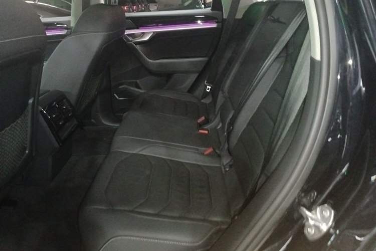 Used Volkswagen Touareg 2019 3.0 TSI RuiFeng Edition China V Standard Left Rear Seat
