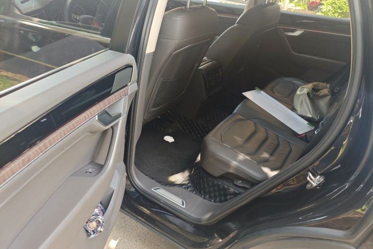 Used Volkswagen Touareg 2019 2.0 TSI Ruiyi Edition China V Standard Left Rear Seat