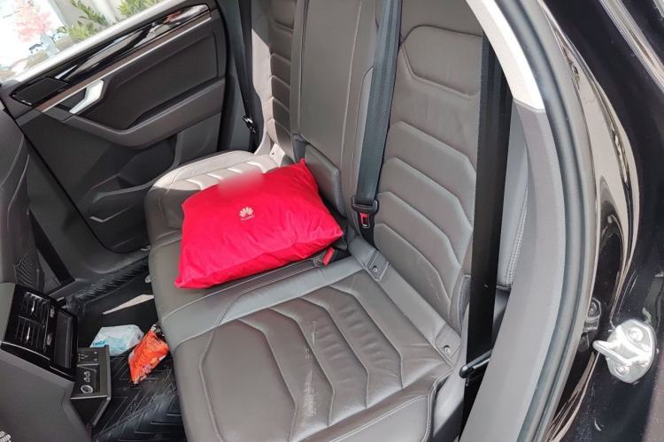 Used Volkswagen Touareg 2019 2.0TSI Ruiyi Edition China VI Standard Left Rear Seat