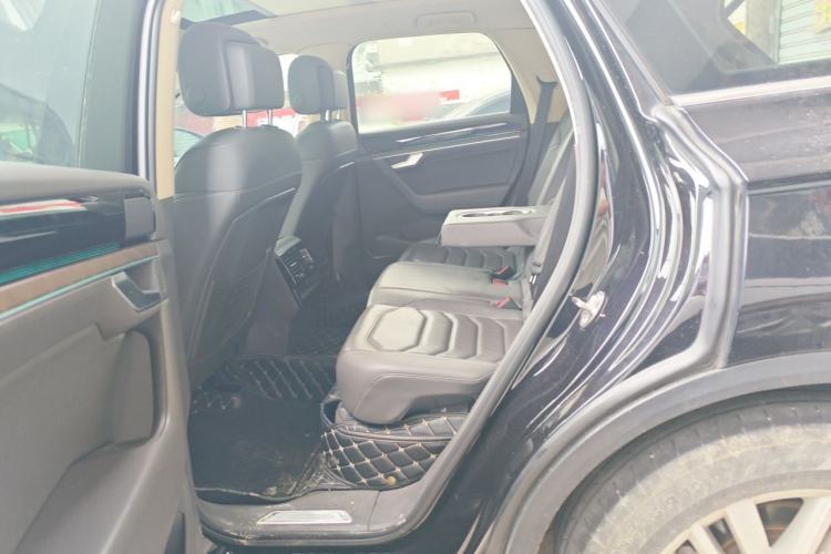 Used Volkswagen Touareg 2019 2.0 TSI Ruiyi Edition China V Standard Left Rear Seat