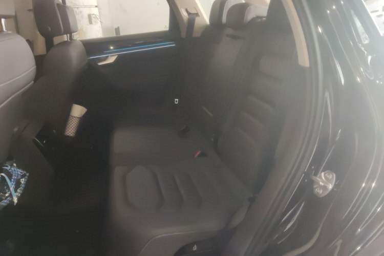 Used Volkswagen Touareg 2019 2.0 TSI Ruiyi Edition China V Standard Left Rear Seat