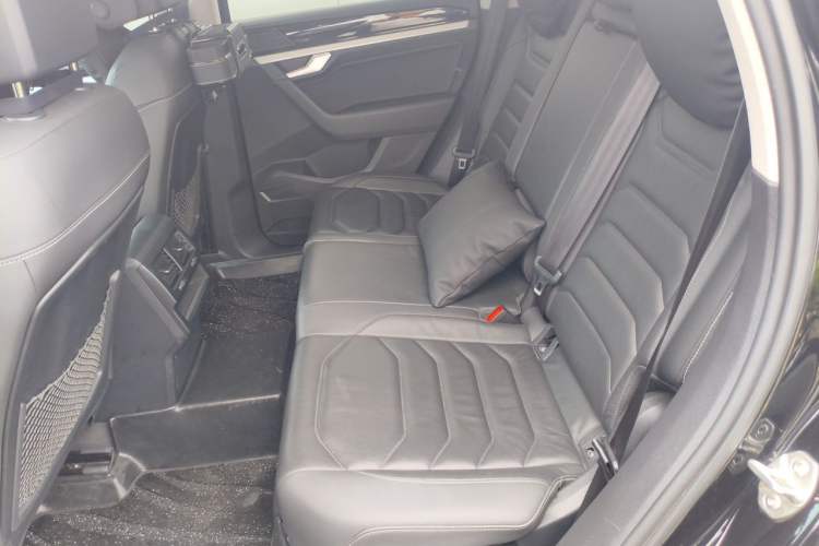Used Volkswagen Touareg 2019 2.0 TSI Flagship Edition China VI Left Rear Seat