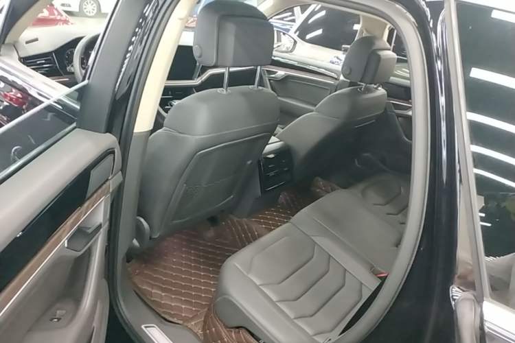 Used Volkswagen Touareg 2019 3.0 TSI RuiFeng Edition China VI Standard Left Rear Seat