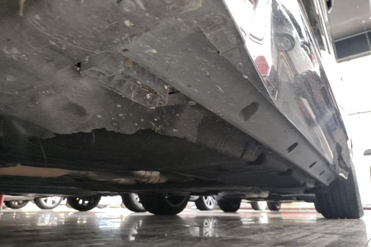 Used Volkswagen Touareg 2019 3.0 TSI Prestige Version China VI Standard Left Side Sill