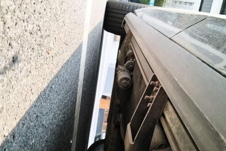 Used Volkswagen Touareg 2019 3.0 TSI Prestige Version China VI Standard Left Side Sill
