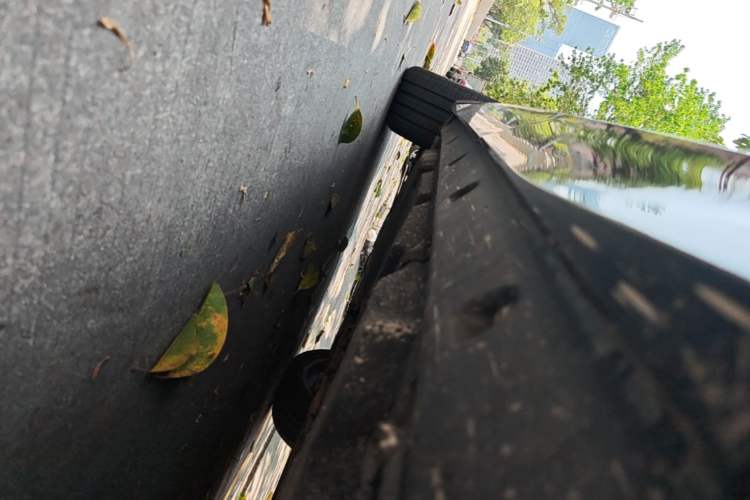 Used Volkswagen Touareg 2019 3.0 TSI RuiFeng Edition China VI Standard Left Side Sill