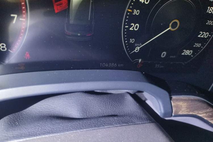 Used Volkswagen Touareg 2019 3.0 TSI RuiFeng Edition China VI Standard Odometer Close Up