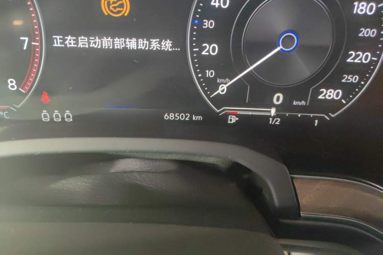 Used Volkswagen Touareg 2019 3.0 TSI RuiFeng Edition China V Standard Odometer Close Up