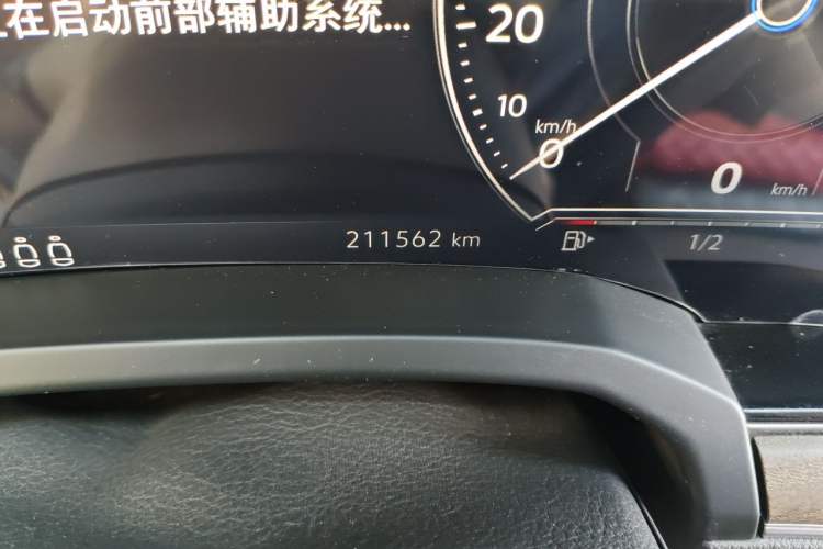 Used Volkswagen Touareg 2019 2.0 TSI Ruiyi Edition China V Standard Odometer Close Up