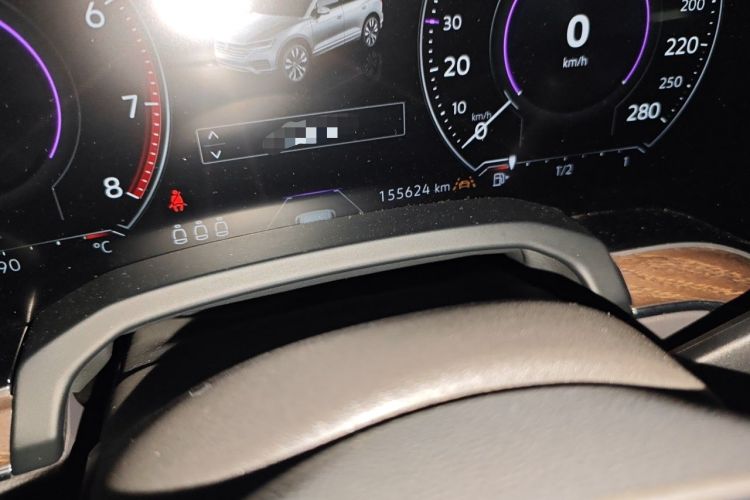 Used Volkswagen Touareg 2019 3.0 TSI RuiFeng Edition China VI Standard Odometer Close Up