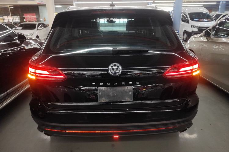 Used Volkswagen Touareg 2019 2.0 TSI Flagship Edition China VI Rear