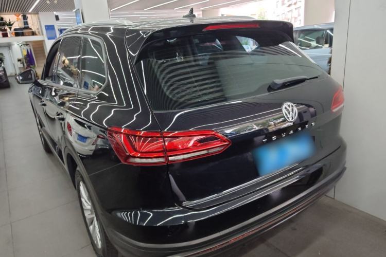 Used Volkswagen Touareg 2019 2.0 TSI Flagship Edition China VI Rear Left 45 Deg