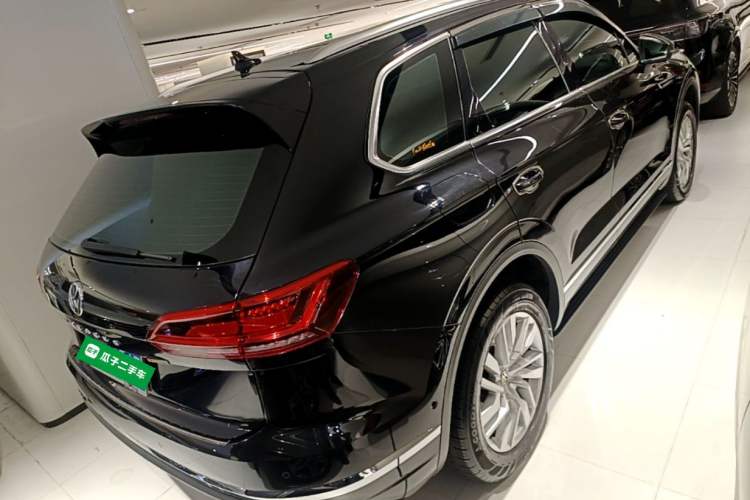Used Volkswagen Touareg 2019 2.0TSI Ruiyi Edition China VI Standard Rear Right 45 Deg