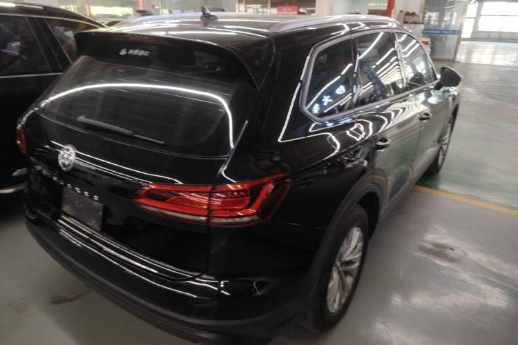 Used Volkswagen Touareg 2019 2.0 TSI Flagship Edition China VI Rear Right 45 Deg