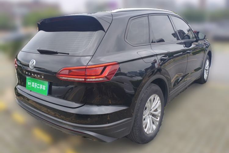 Used Volkswagen Touareg 2019 2.0 TSI Flagship Edition China VI Rear Right 45 Deg