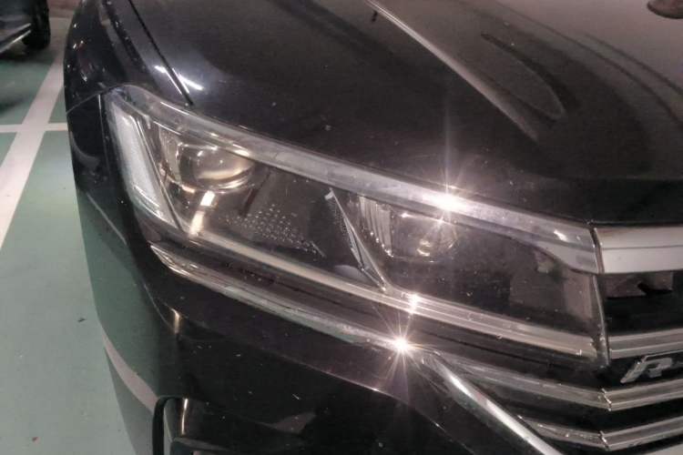 Used Volkswagen Touareg 2019 3.0 TSI RuiFeng Edition China VI Standard Right Front Headlight