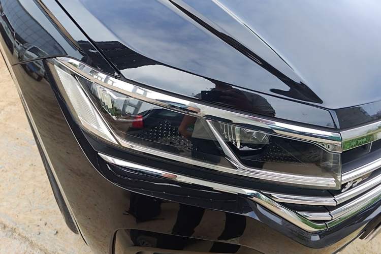 Used Volkswagen Touareg 2019 3.0 TSI RuiFeng Edition China VI Standard Right Front Headlight