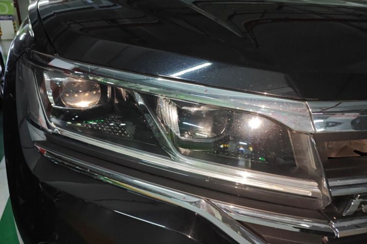 Used Volkswagen Touareg 2019 3.0 TSI RuiFeng Edition China VI Standard Right Front Headlight