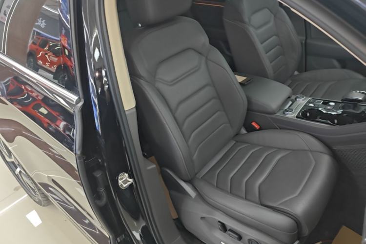 Used Volkswagen Touareg 2019 3.0 TSI RuiFeng Edition China VI Standard Right Front Seat