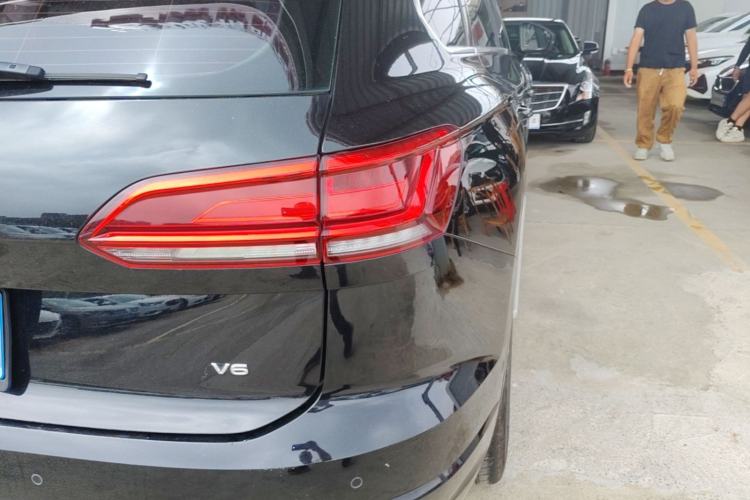 Used Volkswagen Touareg 2019 3.0 TSI RuiFeng Edition China VI Standard Right Rear Taillight