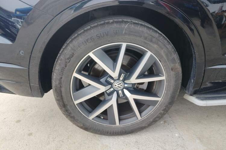 Used Volkswagen Touareg 2019 3.0 TSI RuiFeng Edition China VI Standard Right Rear Wheel Hub