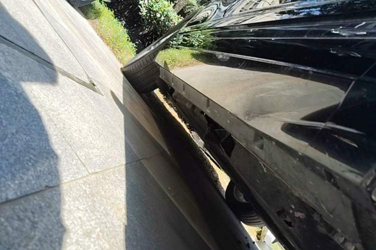 Used Volkswagen Touareg 2019 2.0TSI Ruiyi Edition China VI Standard Right Side Sill