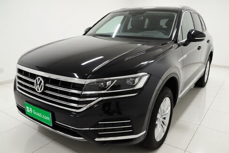 Volkswagen Touareg 2019 2.0TSI Ruiyi Edition China VI Standard usata Guazi used car, China used car export, Used car for sale, Used cars, Cheapest cars for sale