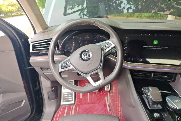 Used Volkswagen Touareg 2019 3.0 TSI RuiFeng Edition China V Standard Steering Wheel