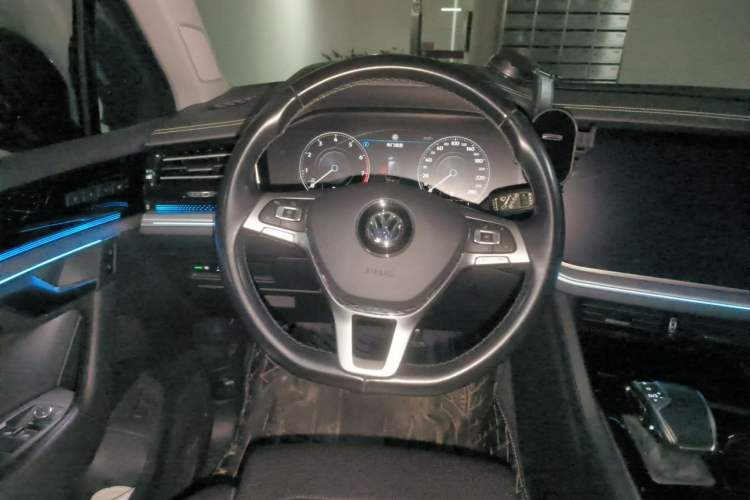 Used Volkswagen Touareg 2019 3.0 TSI RuiFeng Edition China VI Standard Steering Wheel