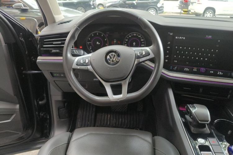 Used Volkswagen Touareg 2019 2.0TSI Ruiyi Edition China VI Standard Steering Wheel