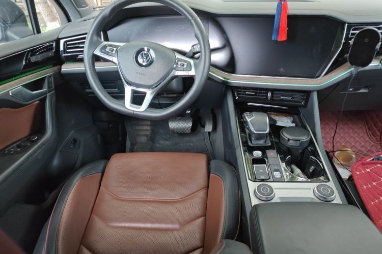 Used Volkswagen Touareg 2019 3.0 TSI Advanced Version China V Standard Steering Wheel