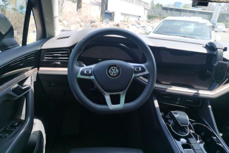 Used Volkswagen Touareg 2019 2.0TSI Ruiyi Edition China VI Standard Steering Wheel