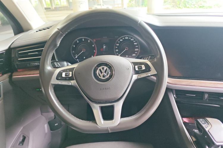 Used Volkswagen Touareg 2019 2.0TSI Ruiyi Edition China VI Standard Steering Wheel