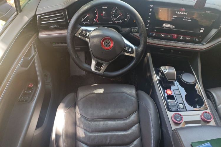 Used Volkswagen Touareg 2019 2.0 TSI Ruiyi Edition China V Standard Steering Wheel
