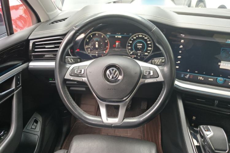 Used Volkswagen Touareg 2019 2.0TSI Ruiyi Edition China VI Standard Steering Wheel